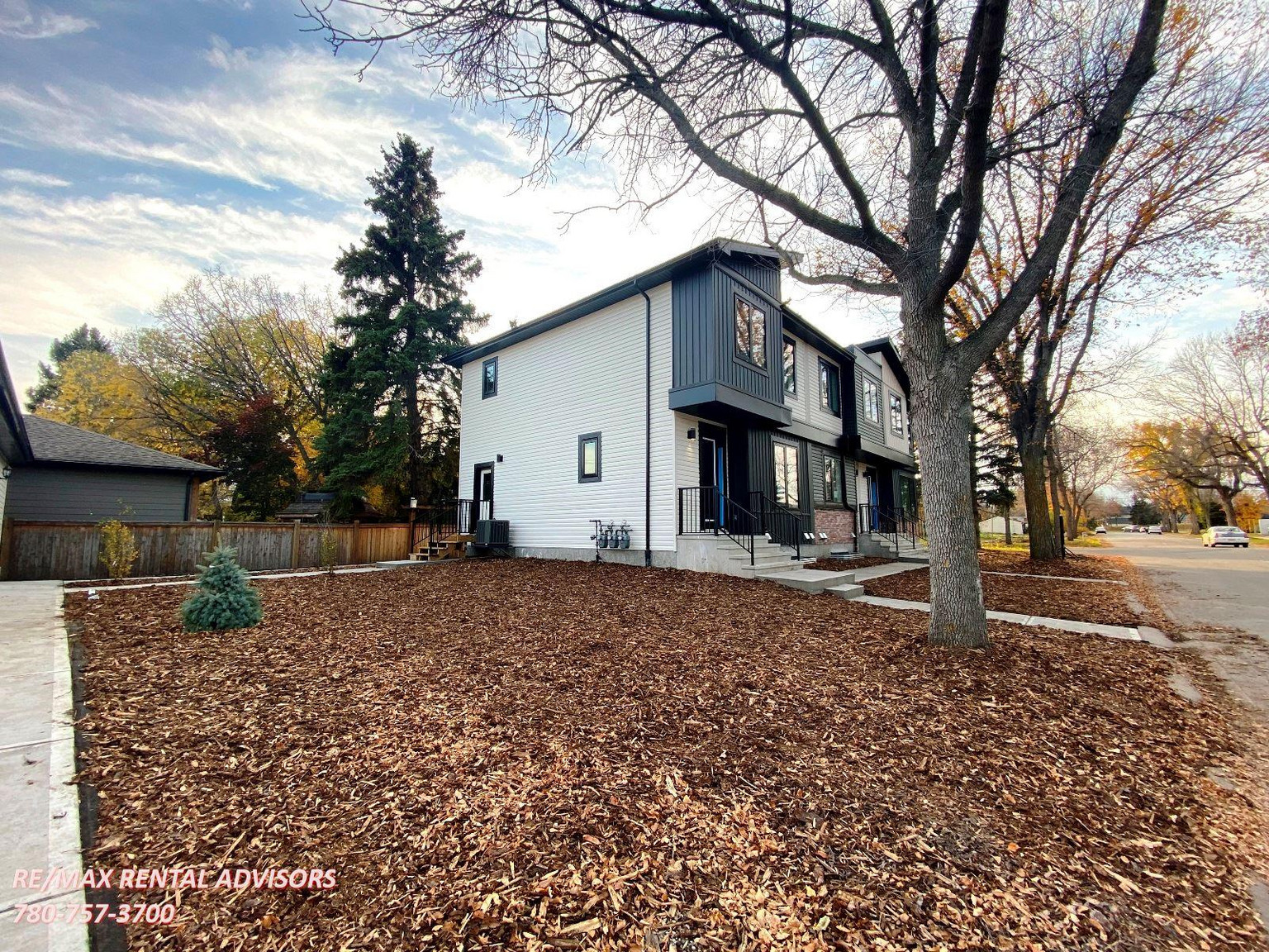 UPPER A 14721 106 Avenue Northwest