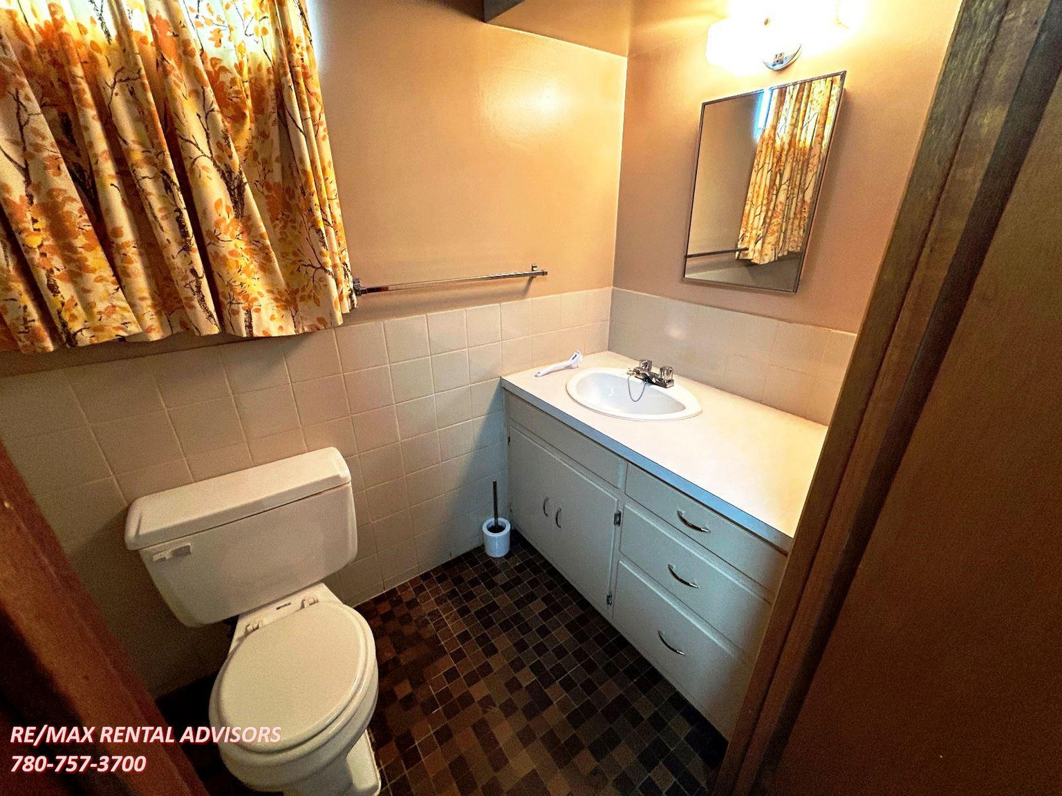 7316 132 Avenue Northwest - Photo 11
