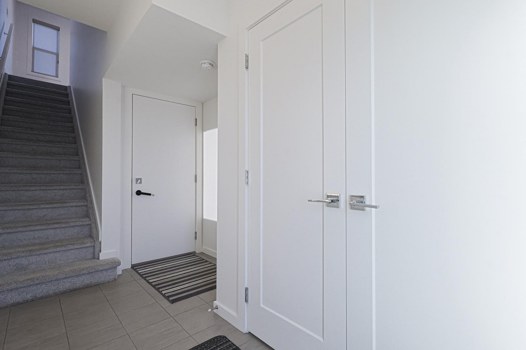 1704 Keene Crescent Southwest - Photo 2