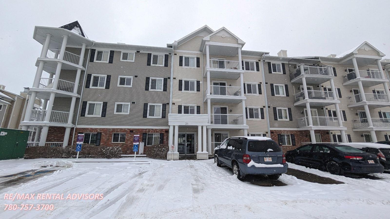  #4403 31 Country Village Manor Northeast