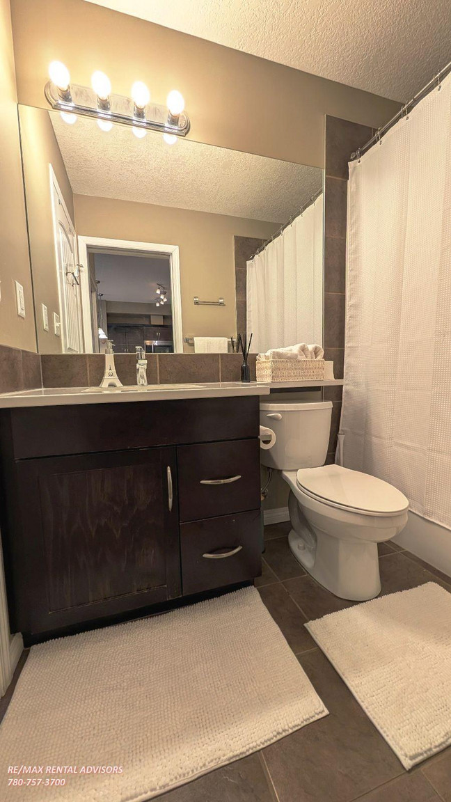  #4403 31 Country Village Manor Northeast - Photo 12