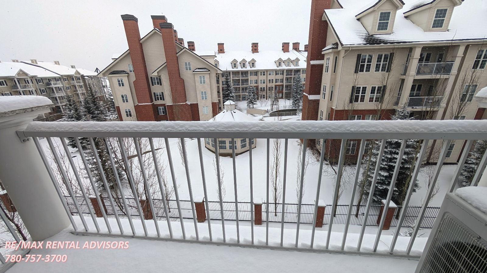  #4403 31 Country Village Manor Northeast - Photo 17