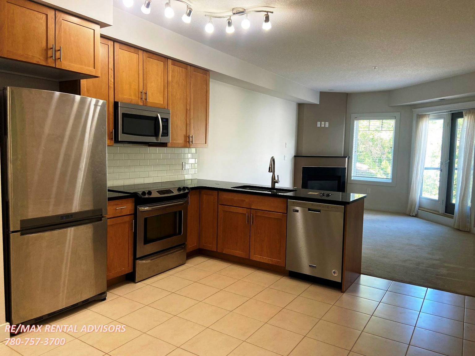 #28 11518 76 Avenue Northwest - Photo 2