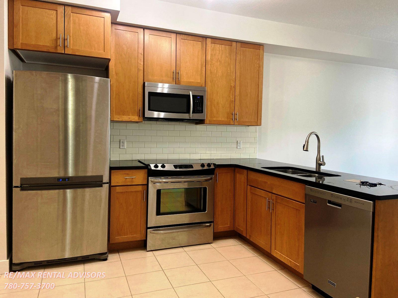 #28 11518 76 Avenue Northwest - Photo 3