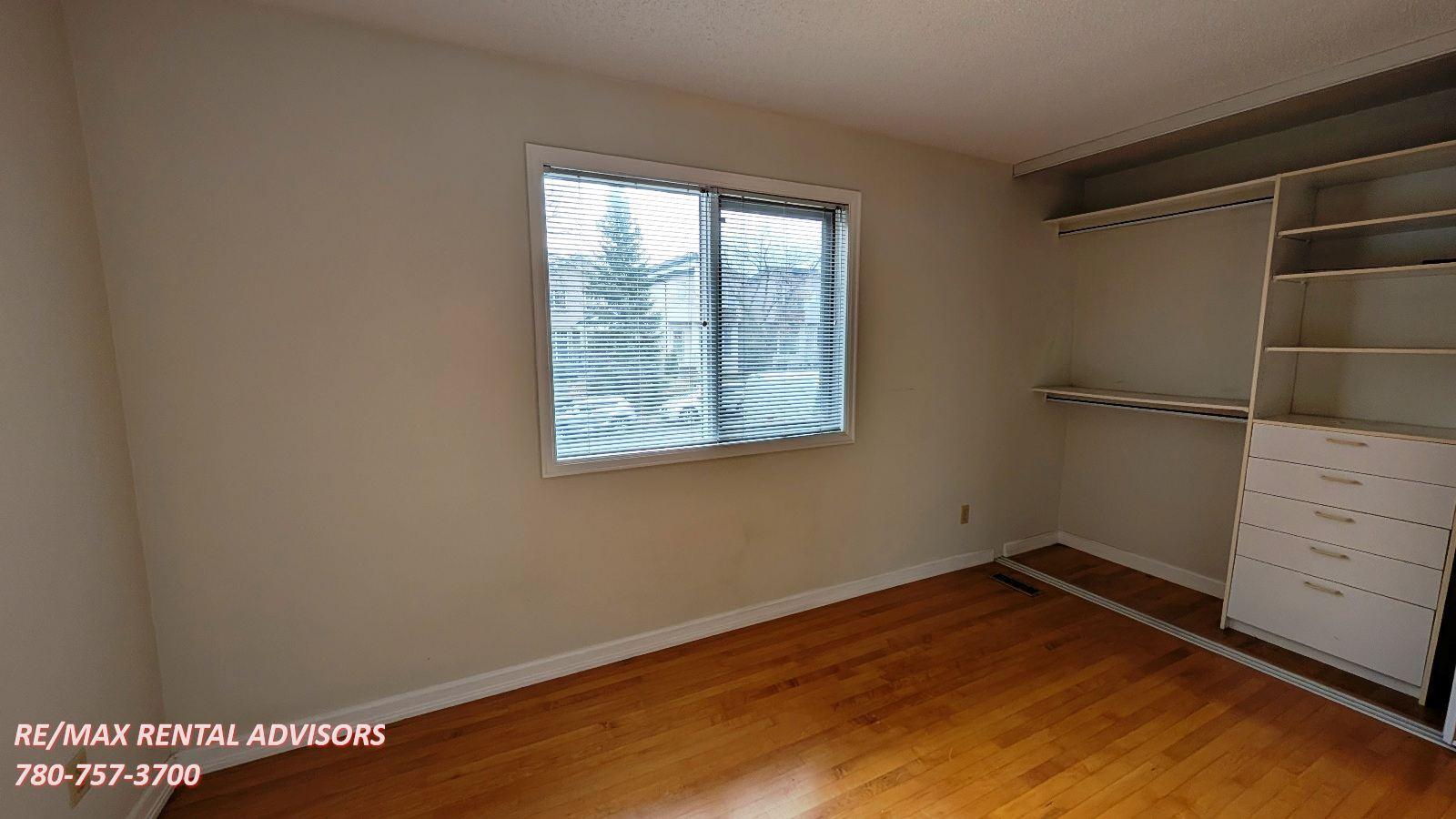  1732 23 Avenue Northwest - Photo 9