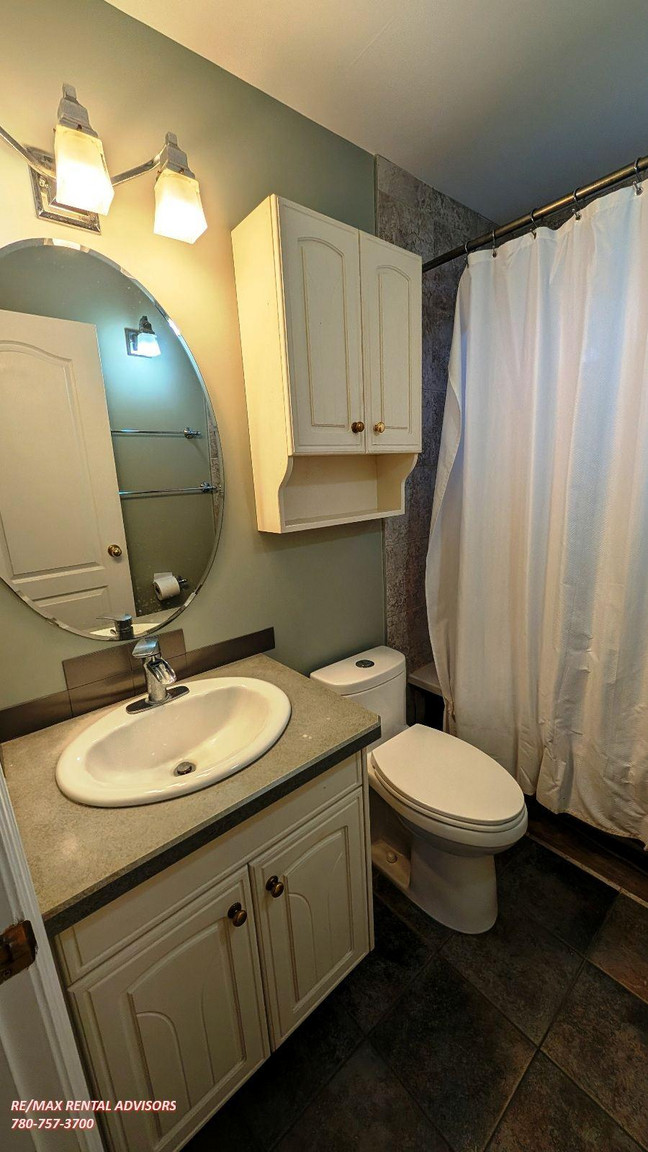  1732 23 Avenue Northwest - Photo 17
