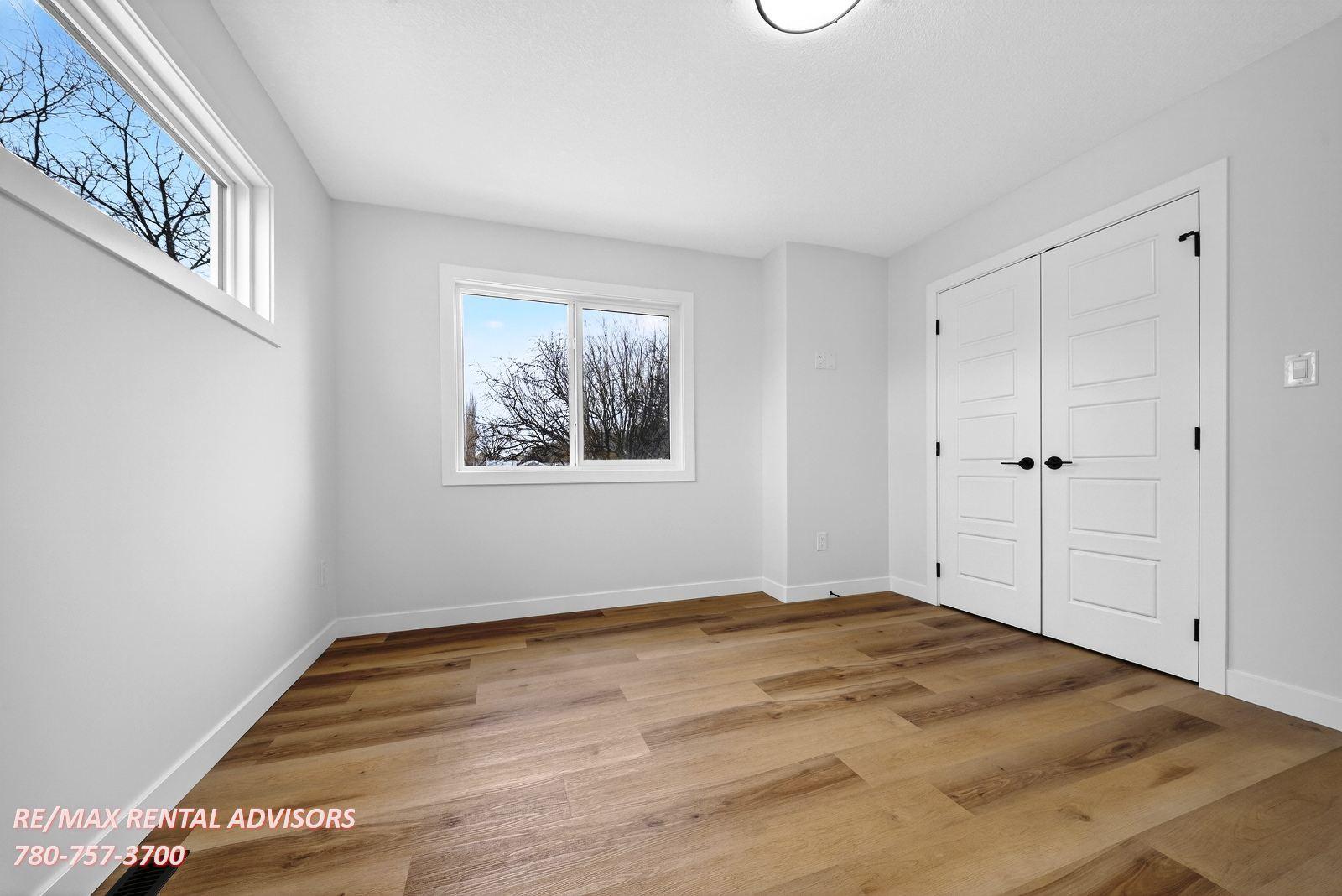  UPPER 12423 112 Avenue Northwest - Photo 15