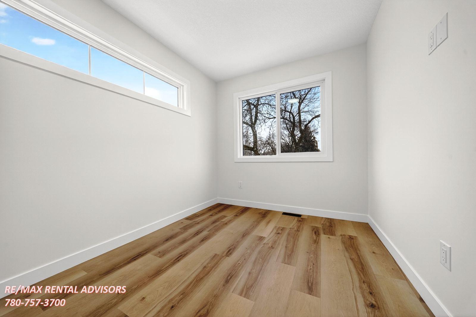  UPPER 12423 112 Avenue Northwest - Photo 17