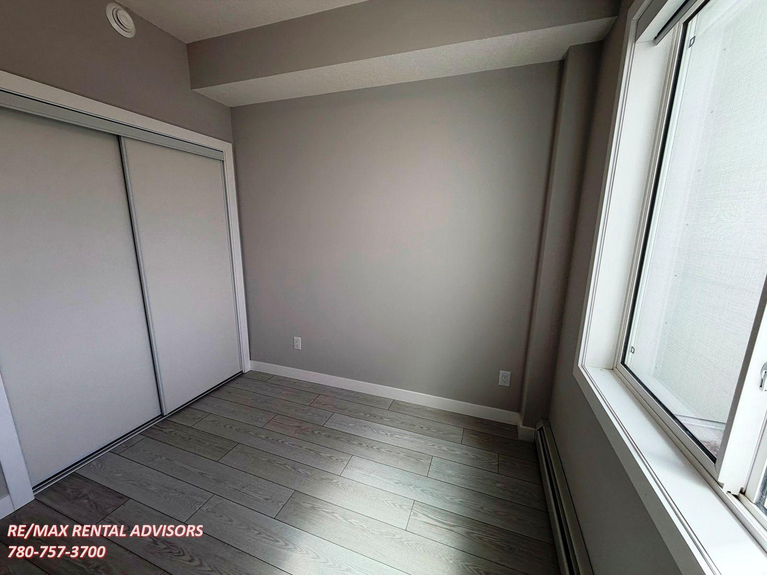  #1208 63 Corner Glen Crescent Northeast - Photo 9