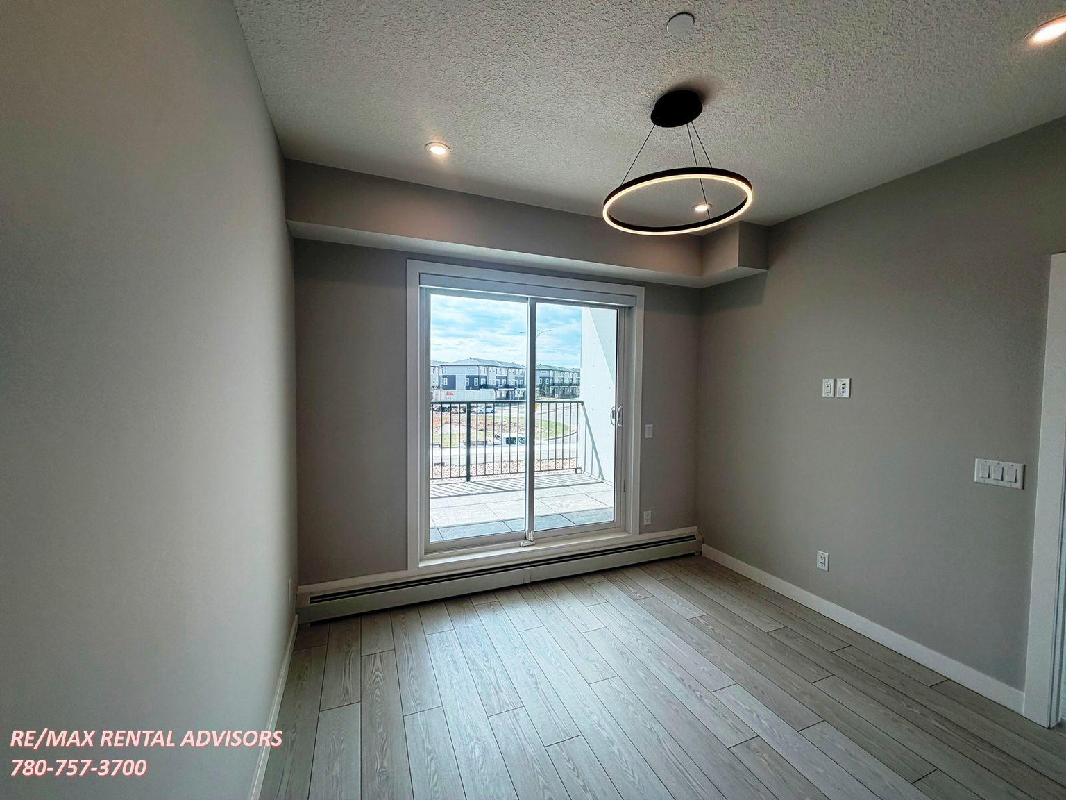  #1208 63 Corner Glen Crescent Northeast - Photo 8