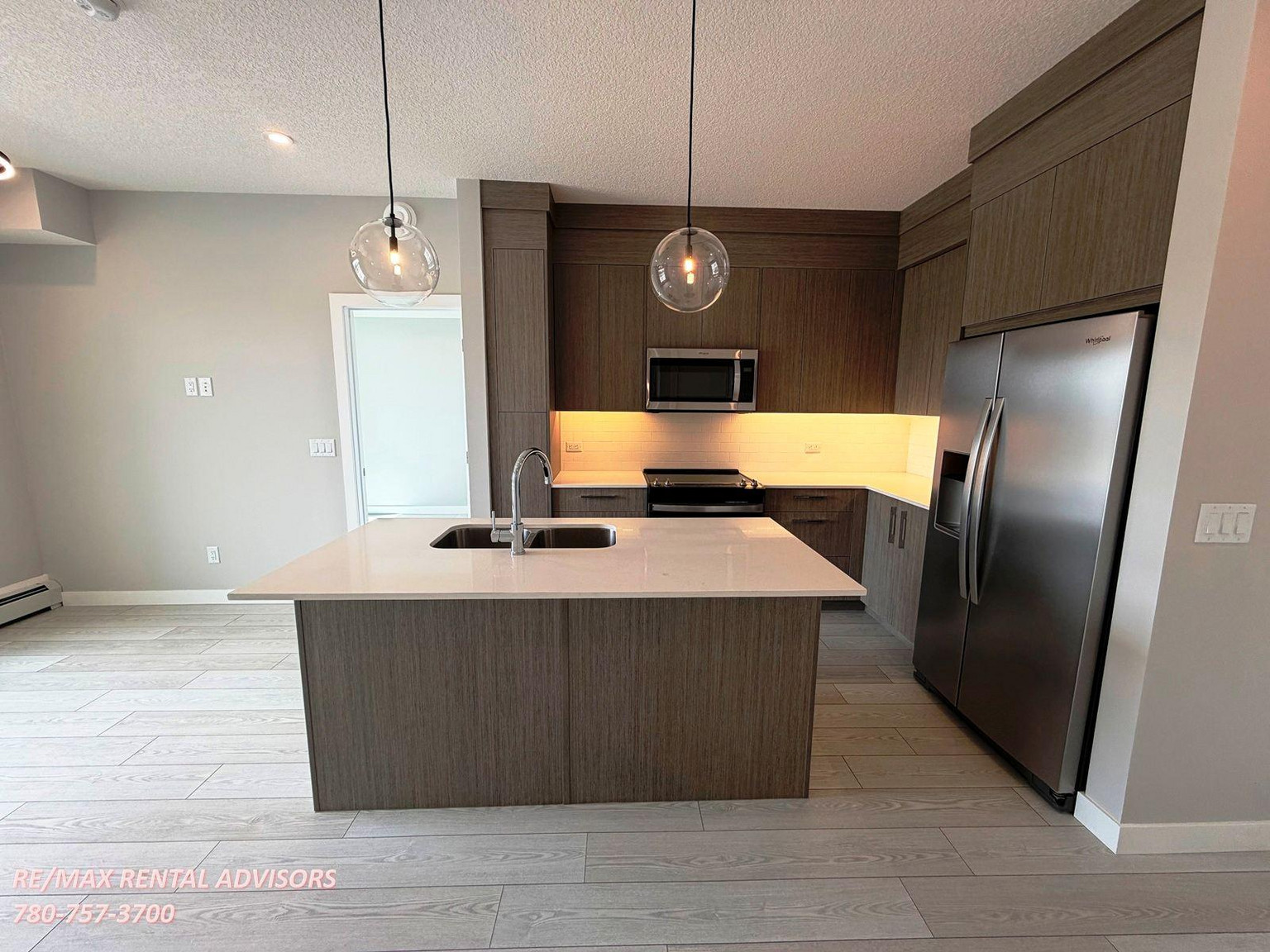  #1208 63 Corner Glen Crescent Northeast - Photo 2