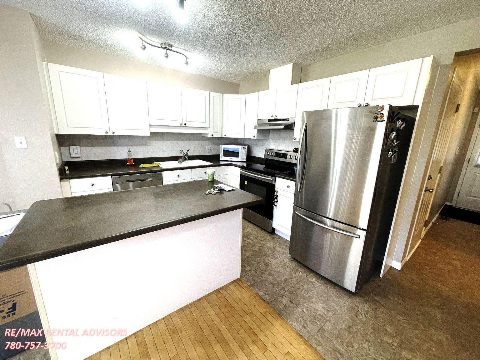  #9 2004 Grantham Court Northwest - Photo 4