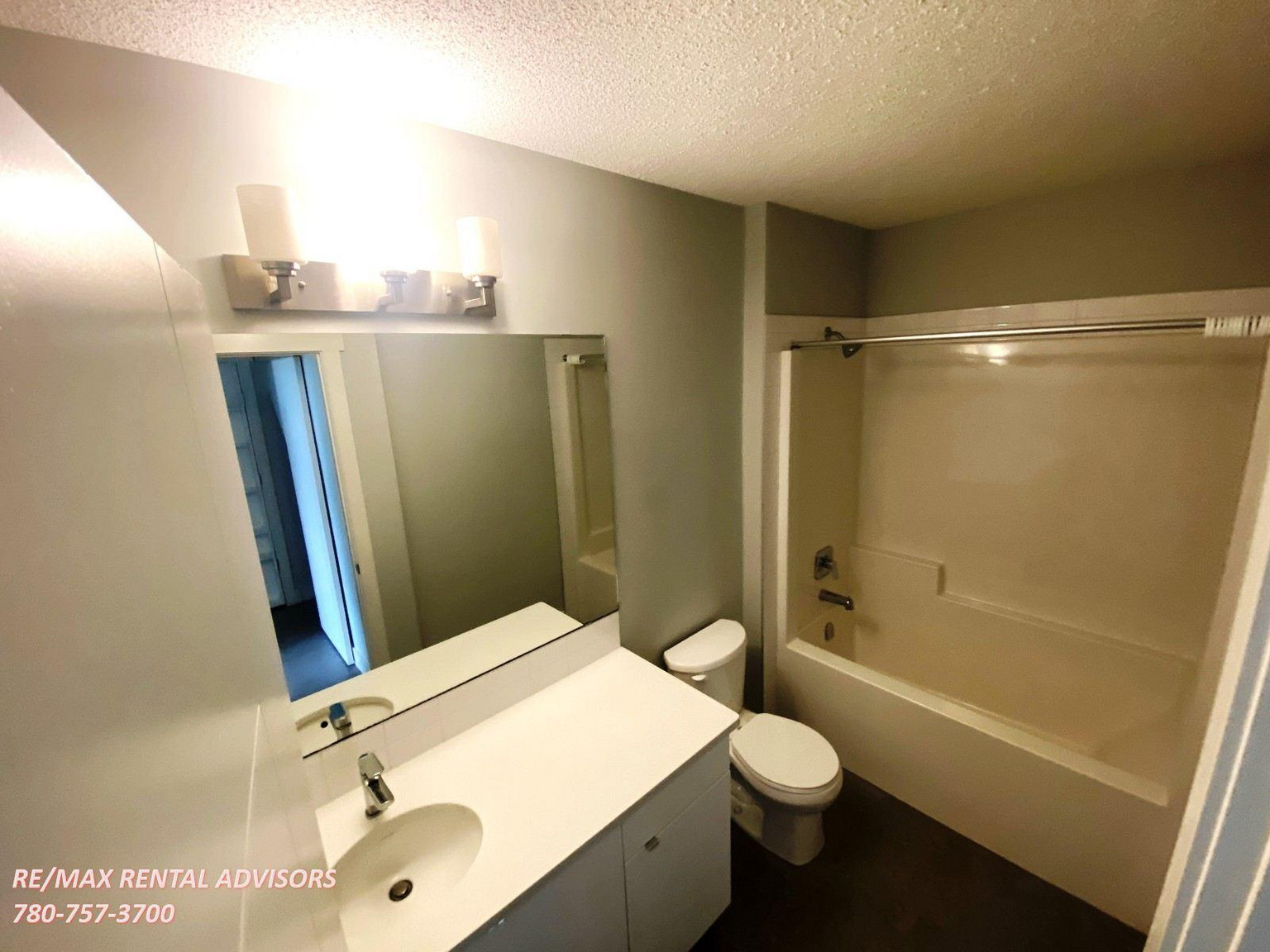  #70 446 Allard Boulevard Southwest - Photo 13