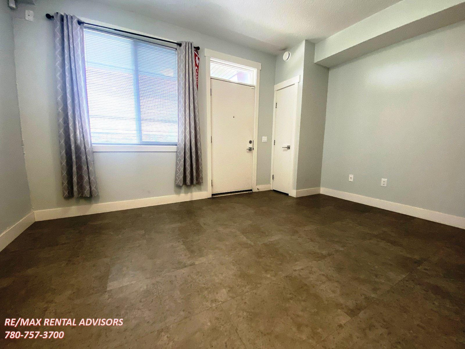  #70 446 Allard Boulevard Southwest - Photo 7