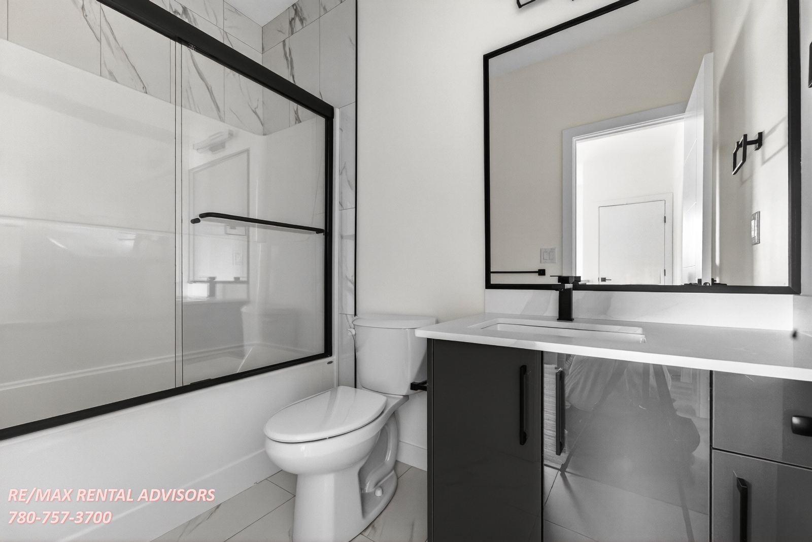  UPPER #1 4836 11A Avenue Northwest - Photo 22