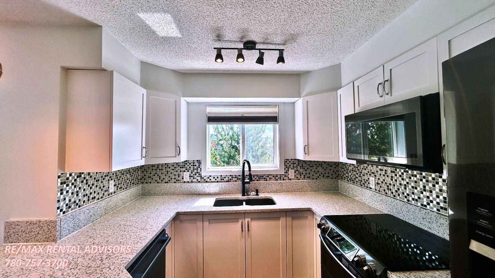  #303 396 Silver Berry Road Northwest - Photo 5