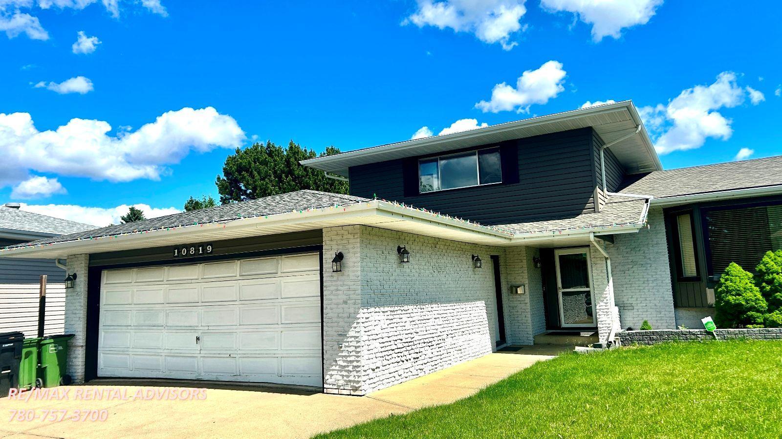 UPPER 10819 43 Avenue Northwest