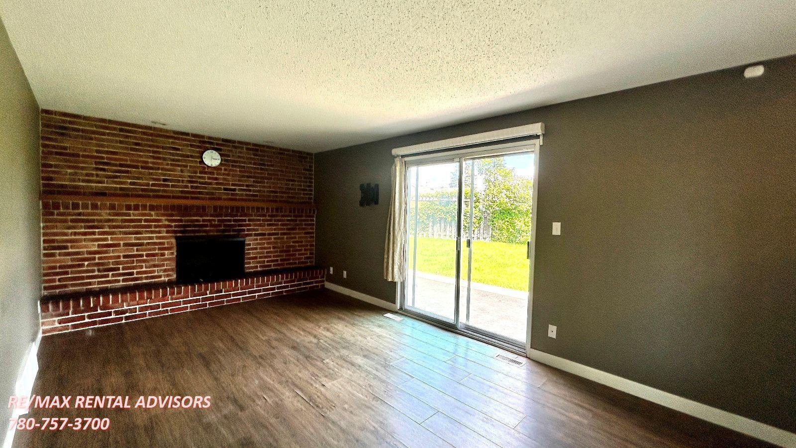 UPPER 10819 43 Avenue Northwest - Photo 15