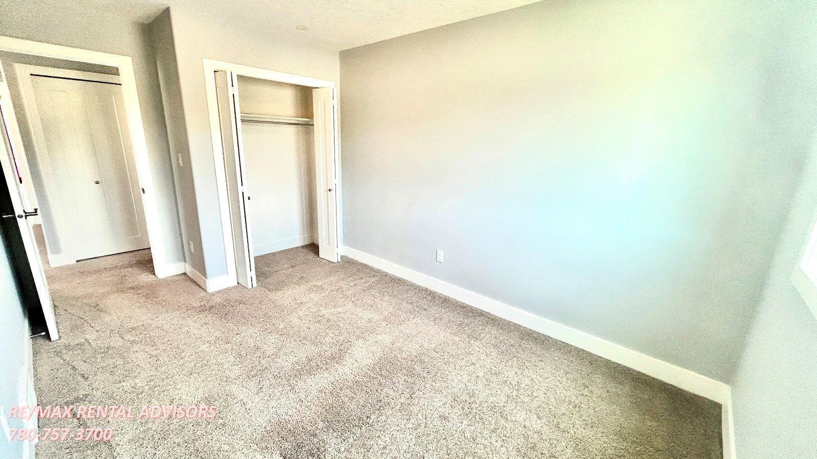  UPPER 10530 62 Avenue Northwest - Photo 11