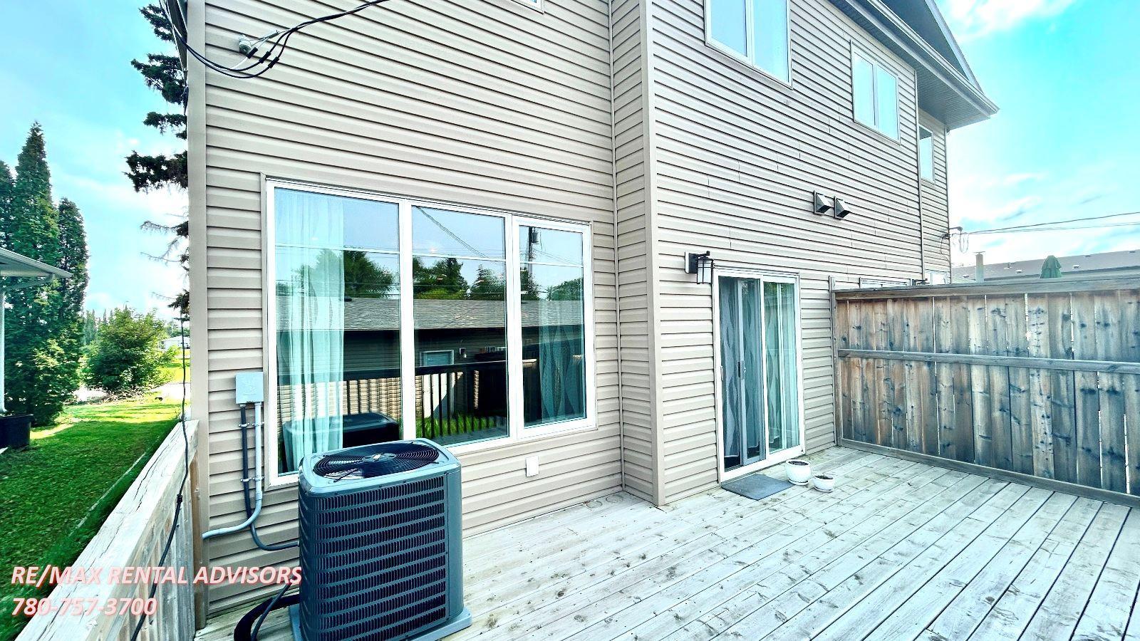 UPPER 10530 62 Avenue Northwest - Photo 26