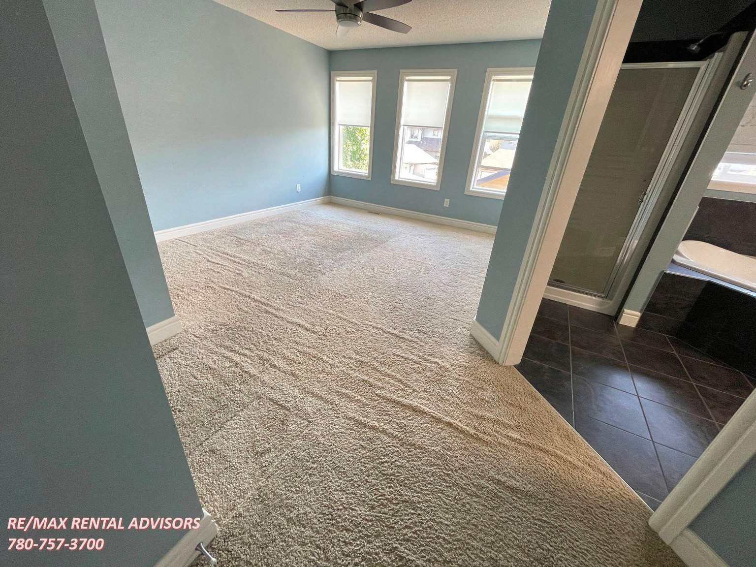  2429 Austin Crescent Southwest - Photo 10