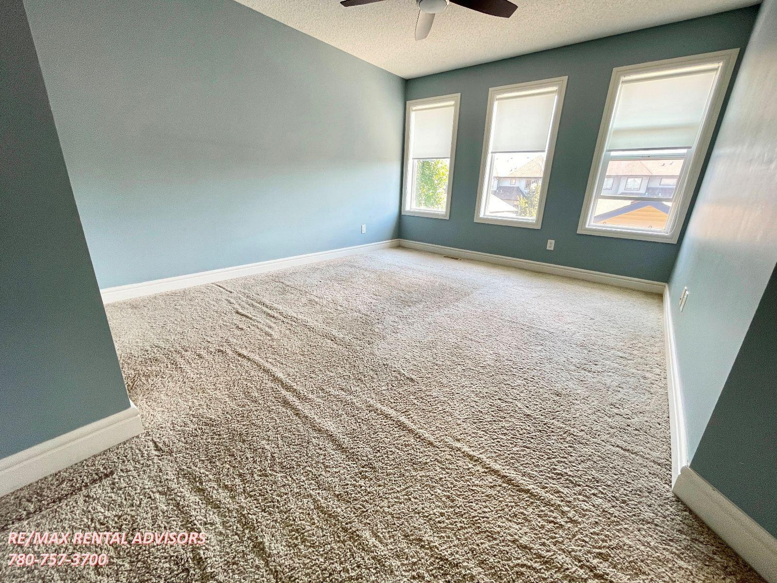  2429 Austin Crescent Southwest - Photo 12