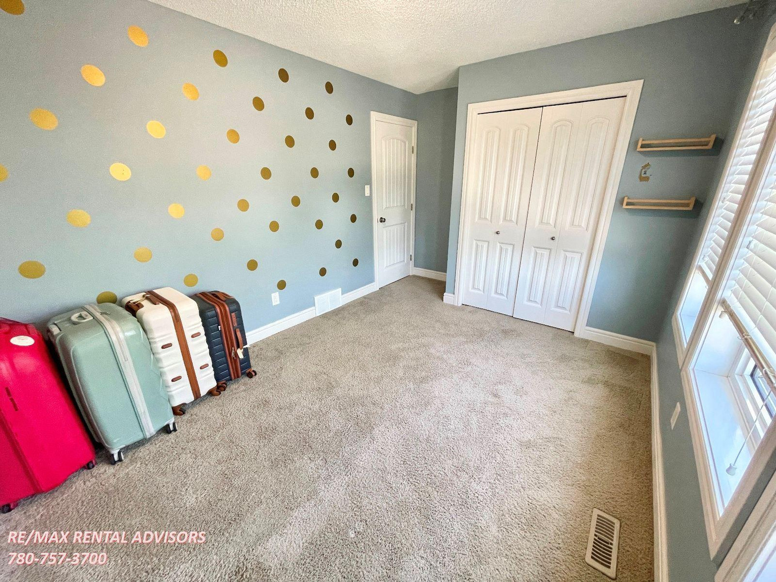  2429 Austin Crescent Southwest - Photo 17
