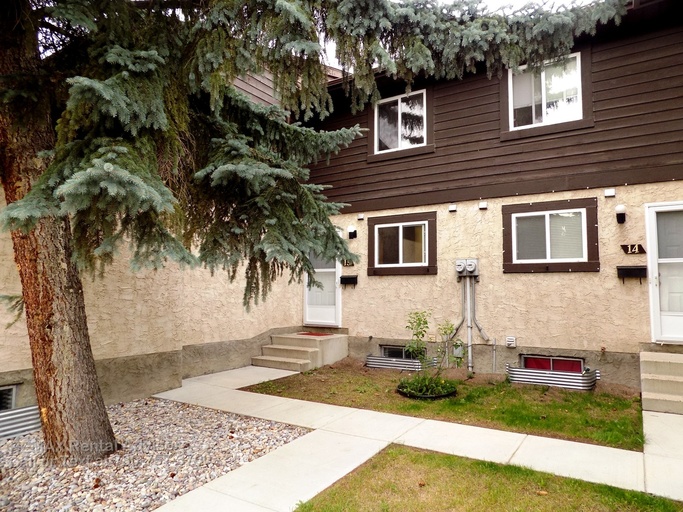 #15 7604 29 Avenue 