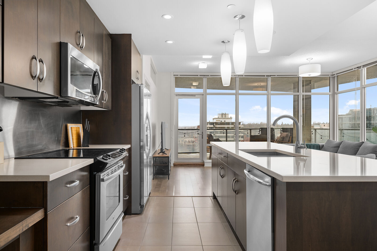 1201 Castello - 530 12th Ave SW - Photo 11