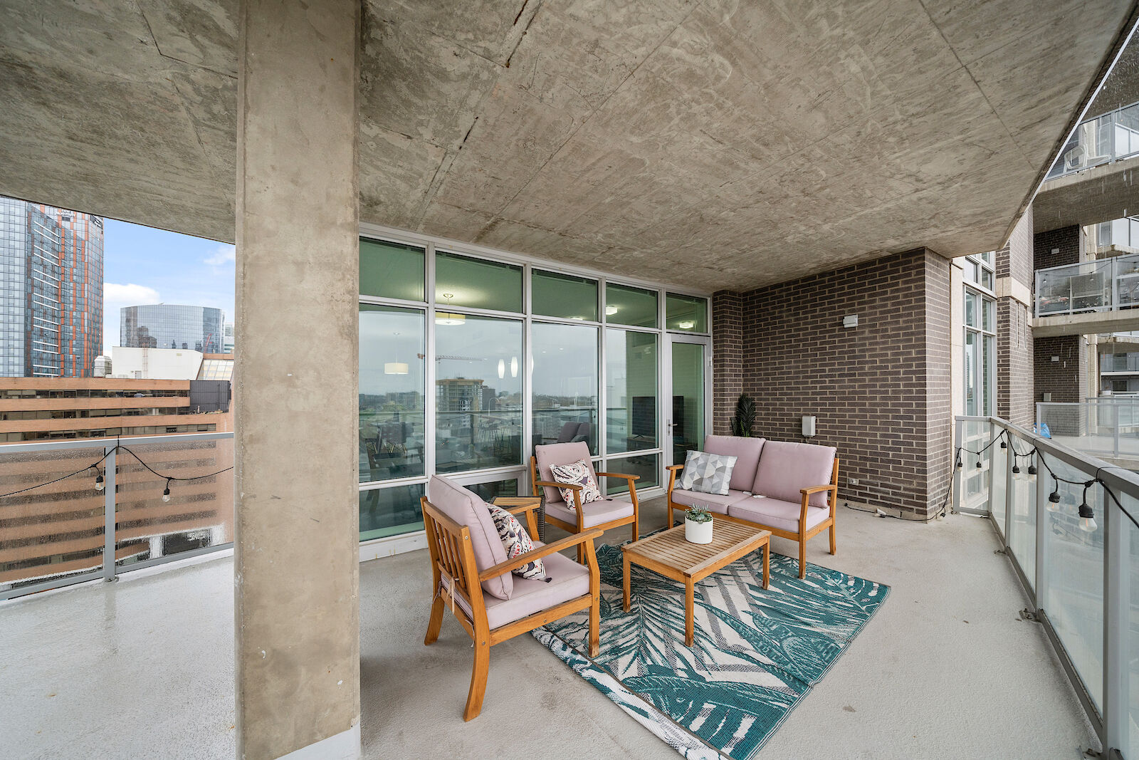 1201 Castello - 530 12th Ave SW - Photo 41