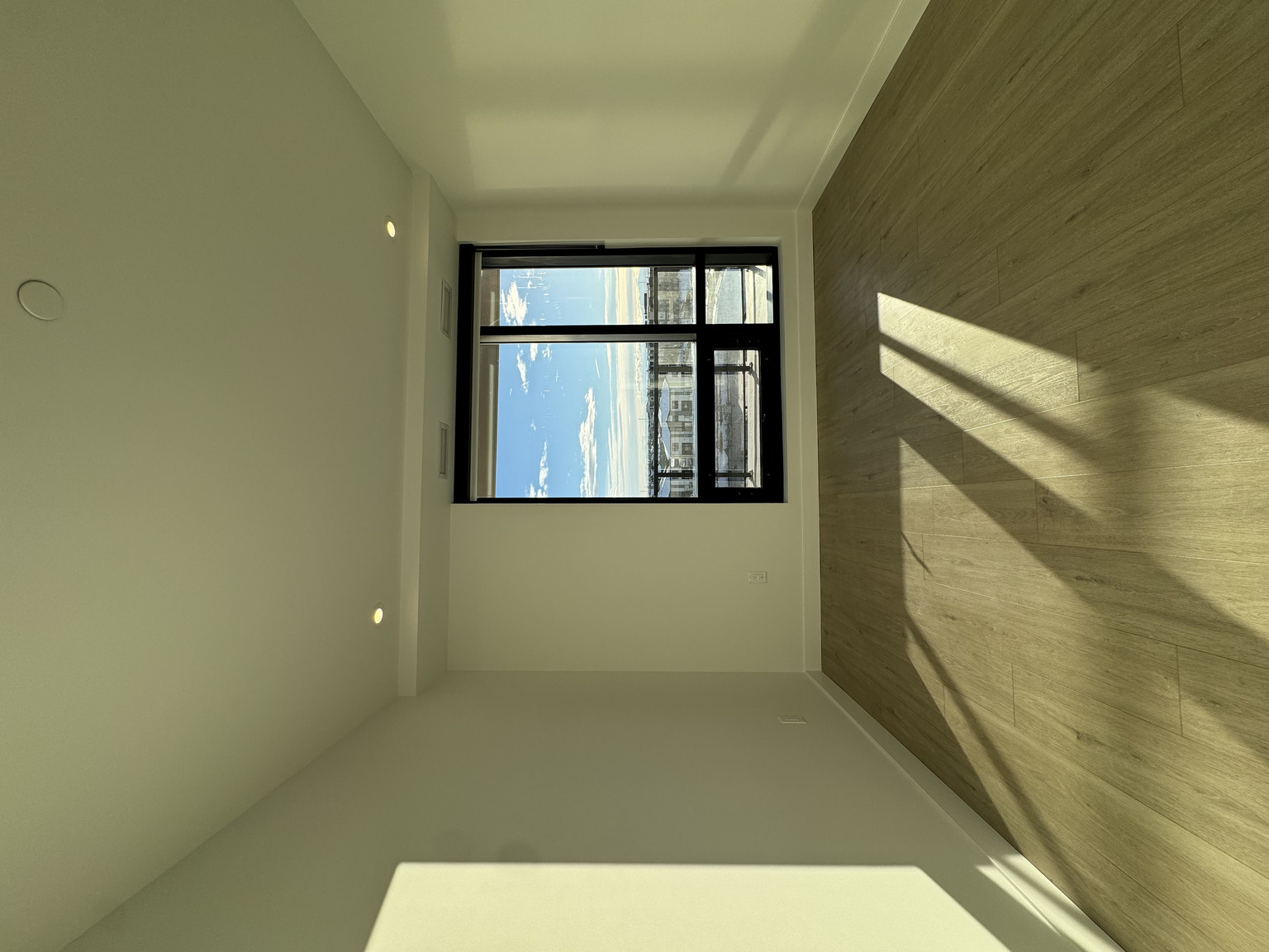 Plaza West District - Photo 16