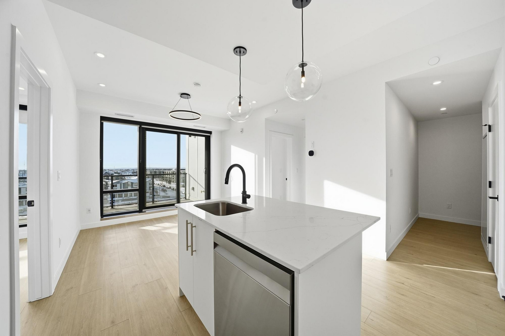 Plaza West District - Photo 6