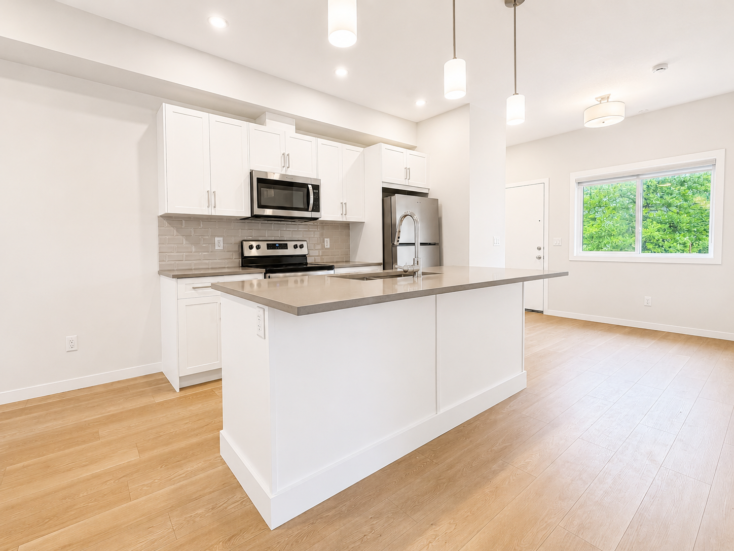815 17th Ave NW - Pleasant View Townhomes - Photo 4