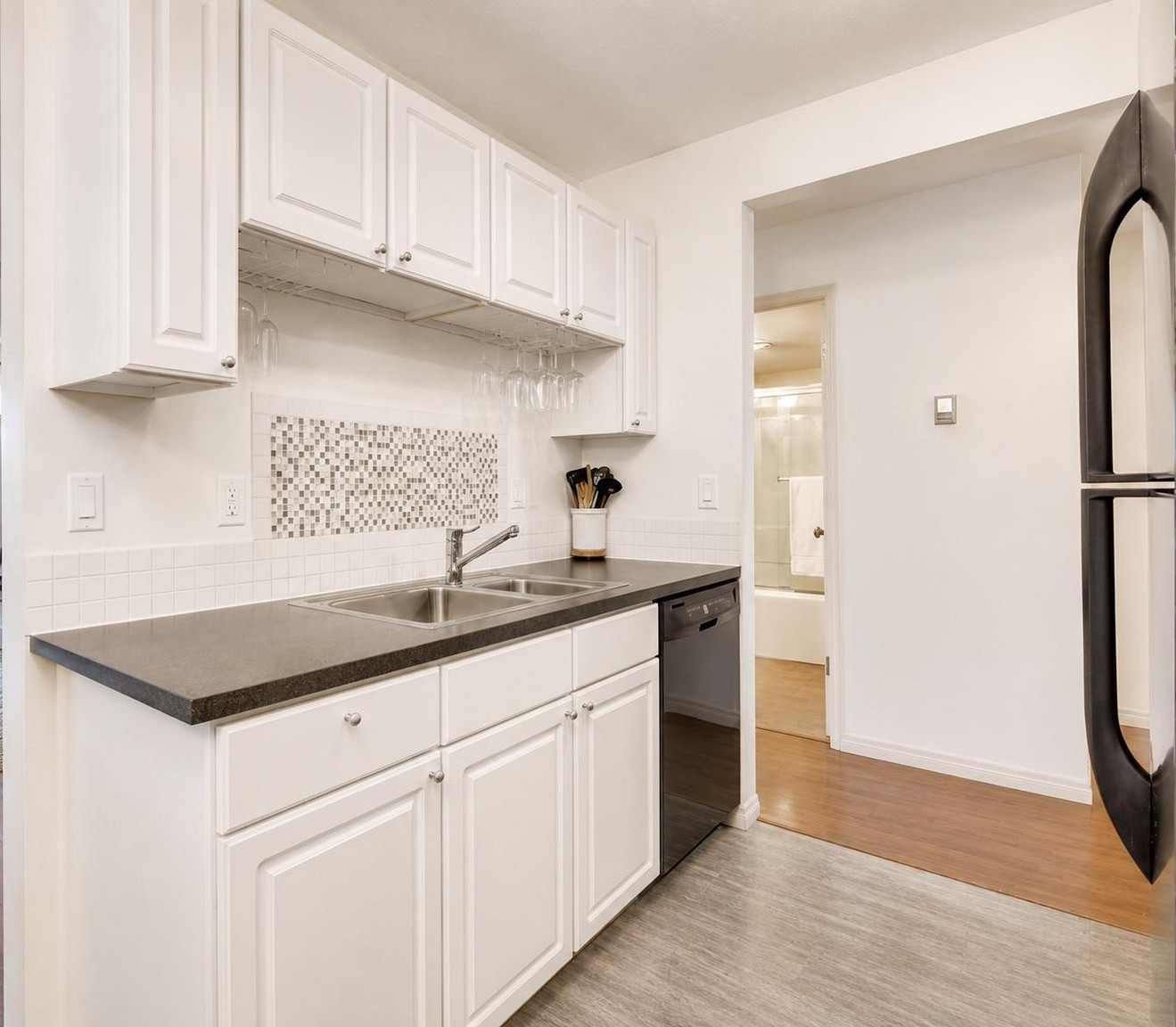 108 Citadel - 1513 26th Ave SW - Photo 7