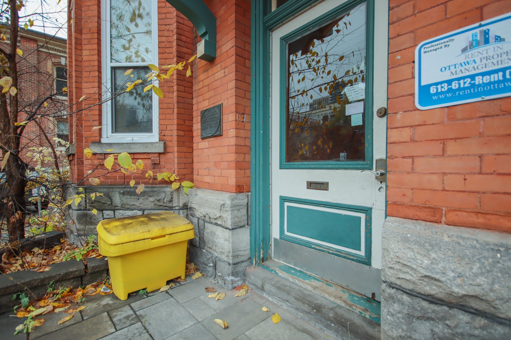260 Somerset Street, Unit 1 - Move-In Ready! - Photo 3