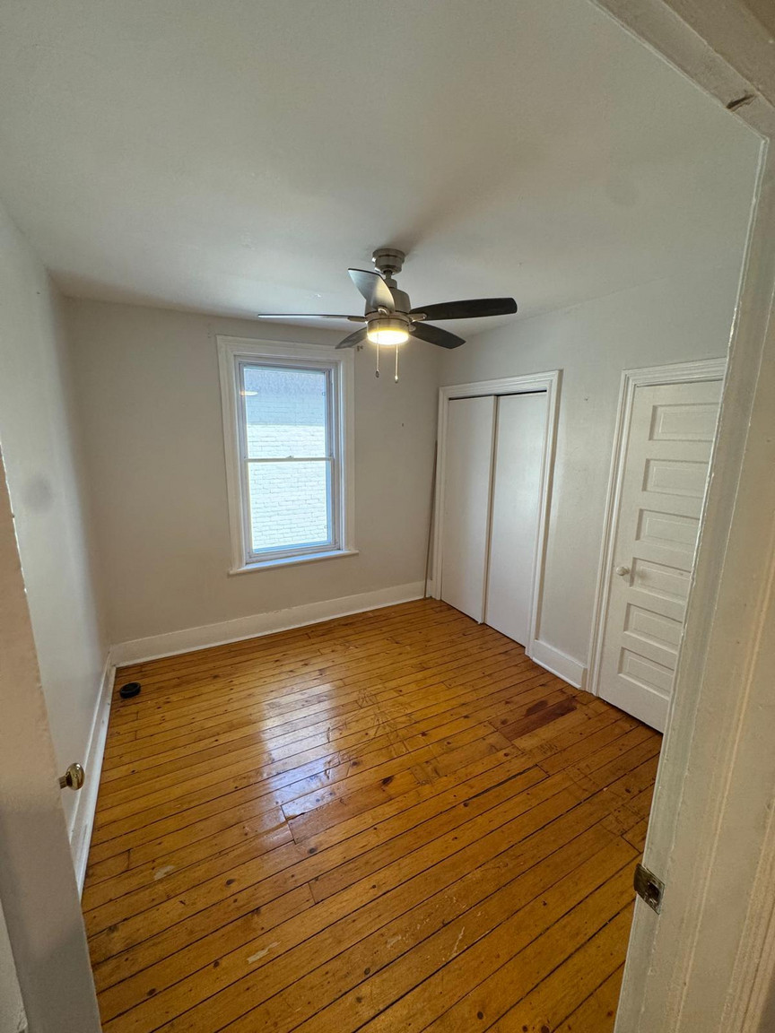 230 Percy Street - 2 Bedroom - Move-In Ready! - Photo 12