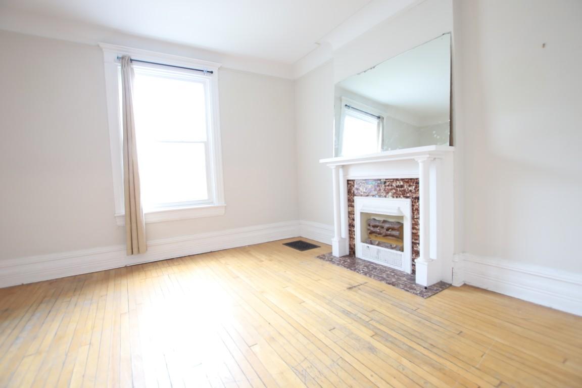 1-554 McLeod  - Photo 4