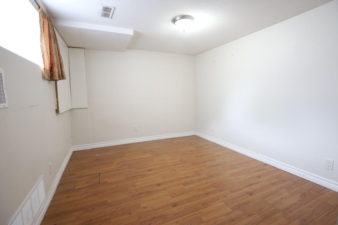 1-554 McLeod  - Photo 18