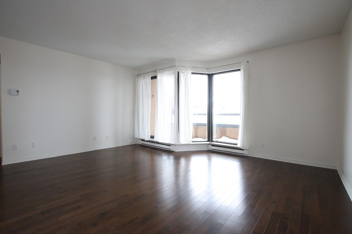 1607-556 Laurier Ave W - Photo 8