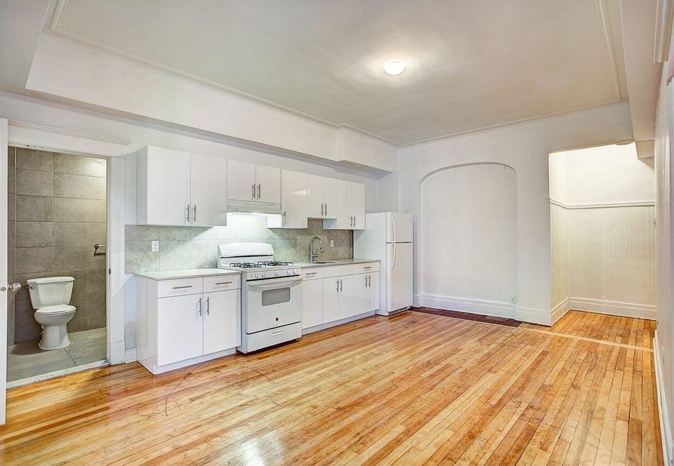 3514 Hutchison — photo 1