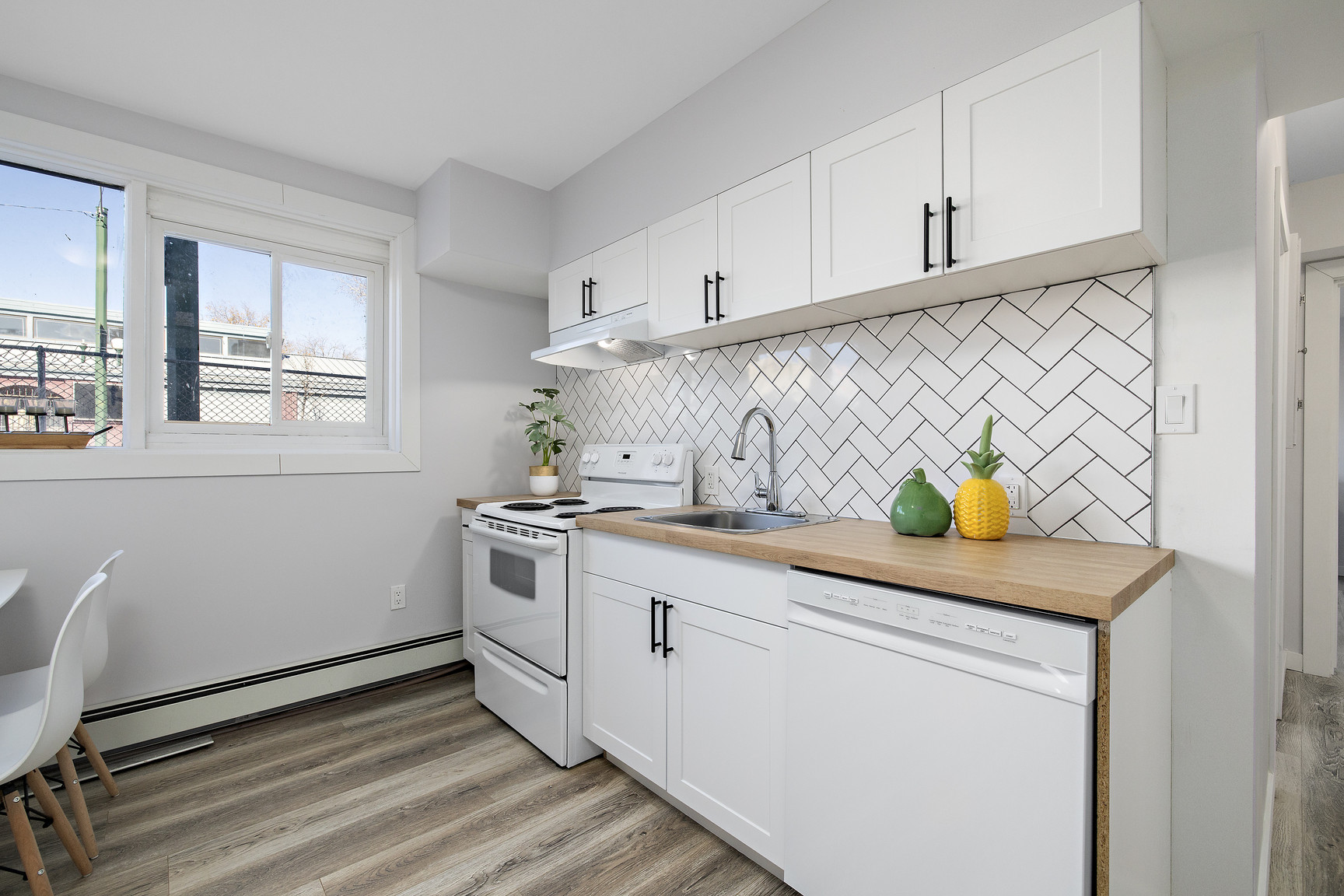 Centro 1 by Suncap - Free Early move in - Photo 11