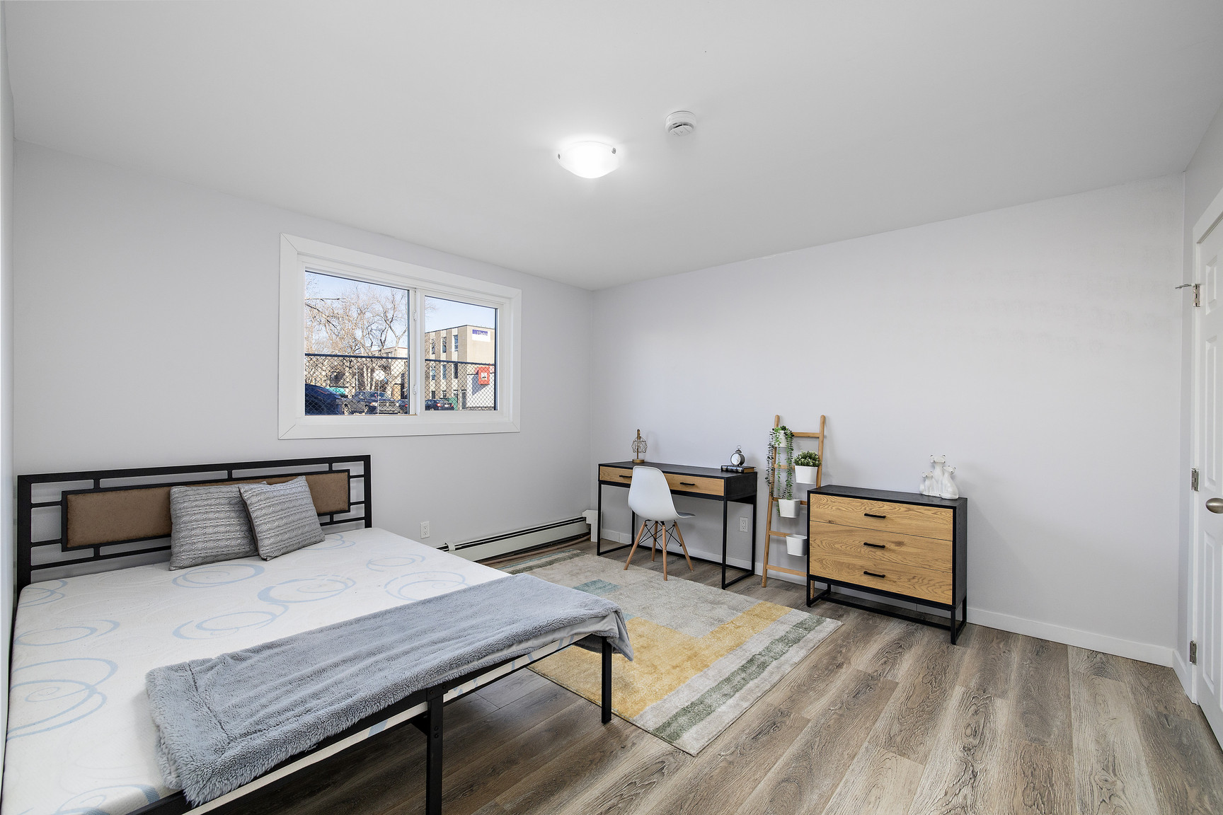 Centro 1 by Suncap - Free Early move in - Photo 16