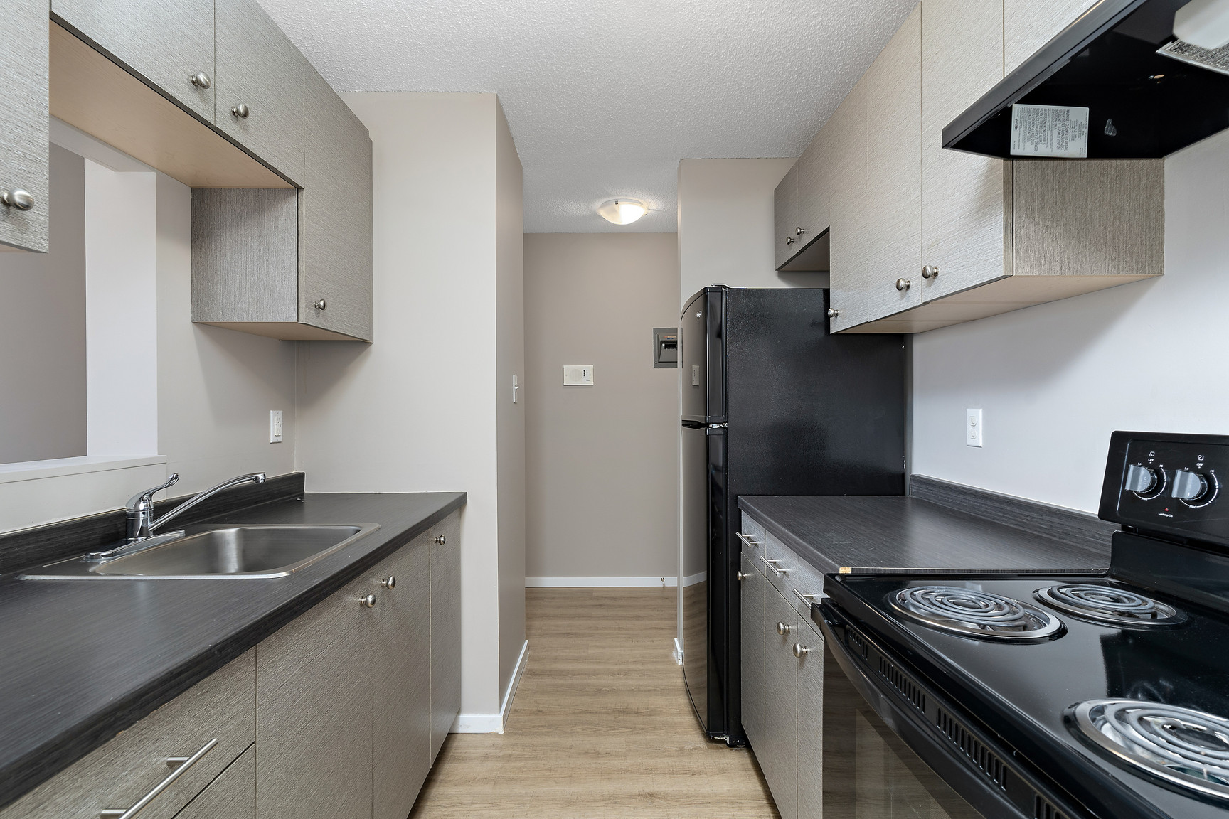 Beacon Arms LIMITED TIME FREE EARLY MOVE-IN!  - Photo 30