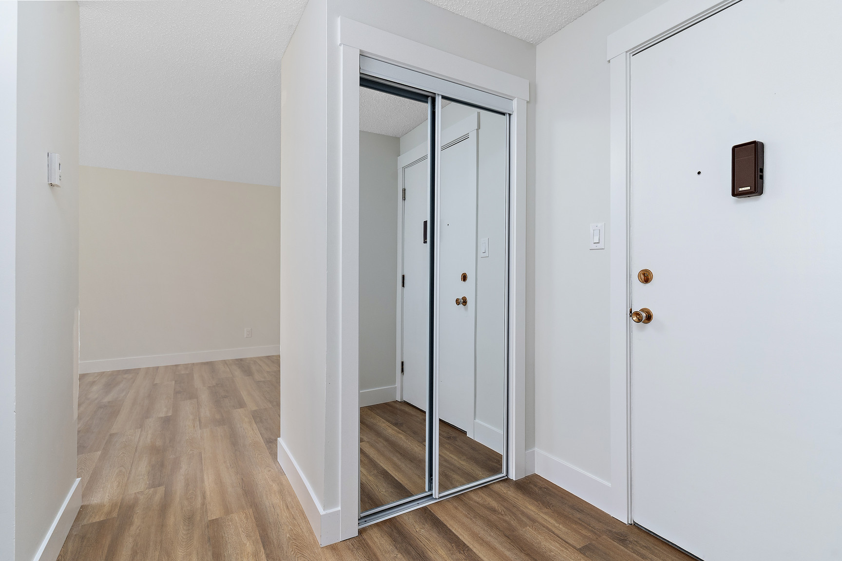 Parklane Manor Apartments – 114 Street NW - Photo 18