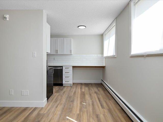 Parklane Manor Apartments – 114 Street NW - Photo 27