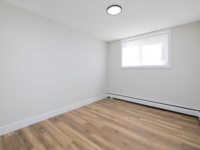 Parklane Manor Apartments – 114 Street NW - Photo 40