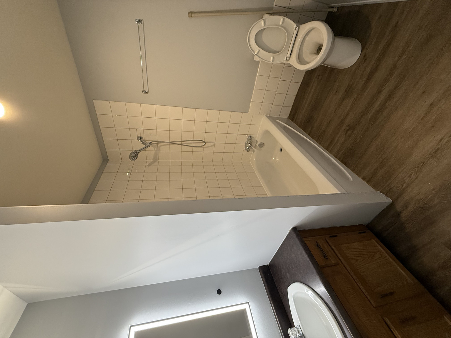 Eastwood Living - Photo 27