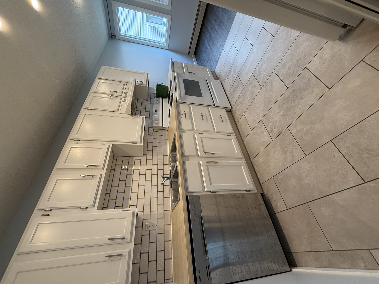 Eastwood Living - Photo 16