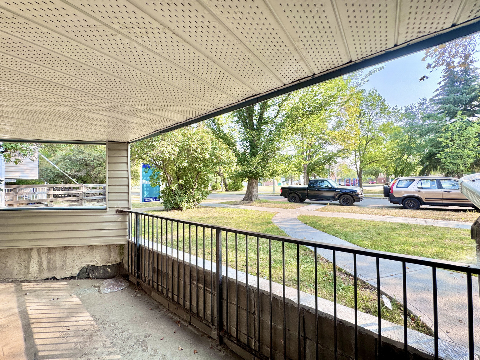 Eastwood Living - Photo 63