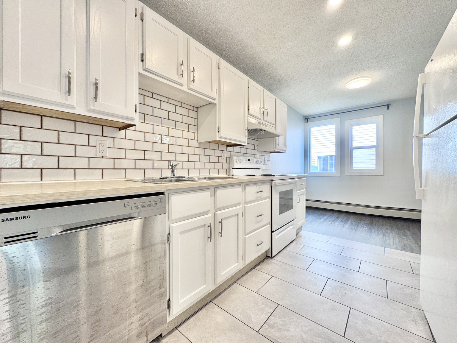 Eastwood Living - Photo 60
